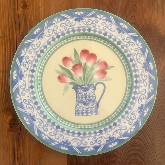 Villeroy & Boch Perugia 12" Chop Plate Blue w/Red Tulips Cottage Core Wall Art - Picture 1 of 6